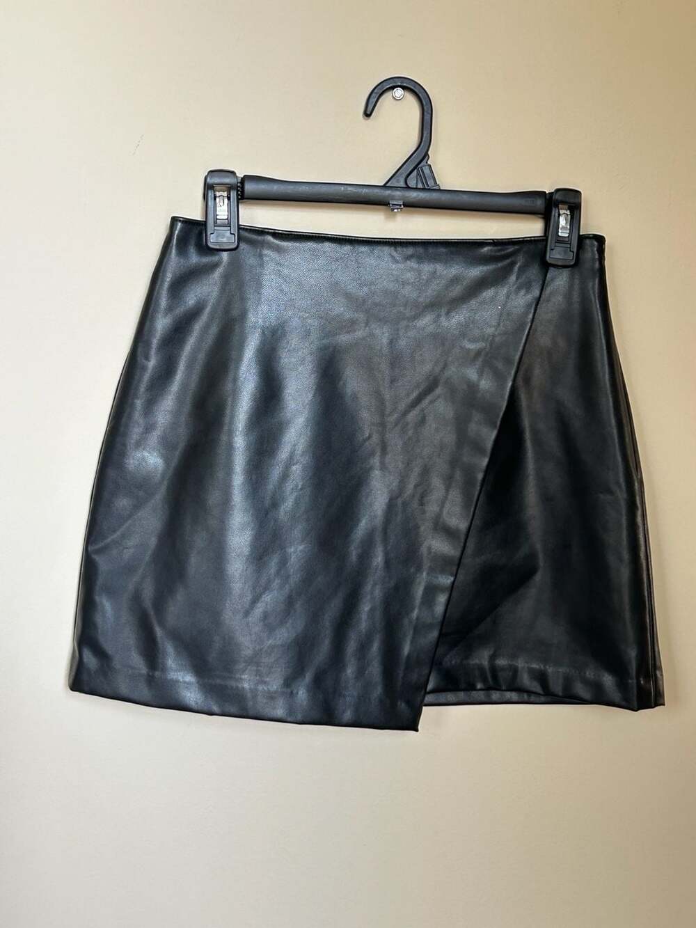 Abercrombie & Fitch Black Faux Leather Wrap Mini Skort Size S